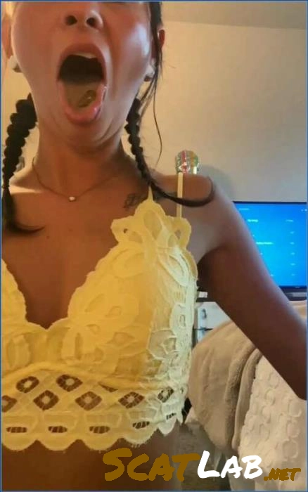 LilbuttLex in some wild anal scat action, FullHD – ScatLab poster