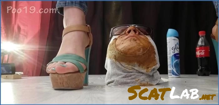 Milana Smelly's Hardcore Ukrainian Scat Banquet - HD – ScatLab poster