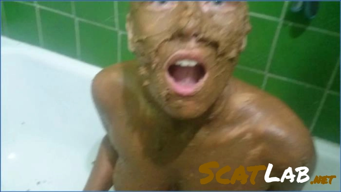 Brown Wife's FullHD Scat-Shop Exclusive: Totally Covered in Shit – ScatLab poster