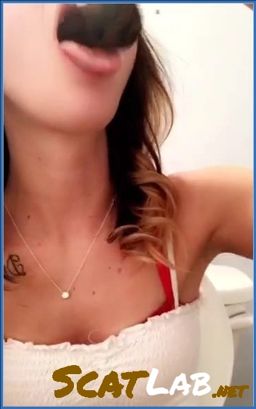 LilbuttLex Takes Anal Play to the Extreme in Licking My Anal Beads Clean 6