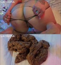 Spitting Queen Latsuna's Wild Toilet Play, 1080p - scat porn video at ScatLab.net