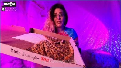 Kaviar Lady Tsunam's Anal Scat Encounter in FullHD - scat porn video at ScatLab.net