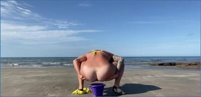 Poop on Beach by Pulsifer Paprocki- Outdoor Scat Compilation - scat porn video at ScatLab.net