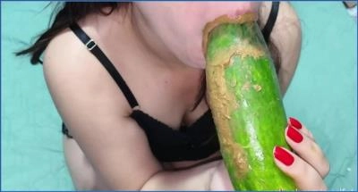 Casal Fist Delivers Scat and Anal Fisting in Pepino e Coco clip - scat porn video at ScatLab.net