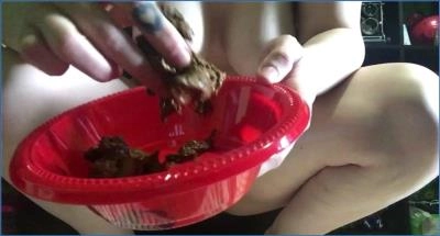 ChubbiBunni Ass Worship Humiliation Smear with Hairy Pussy Scat Porn - related scat video at ScatLab