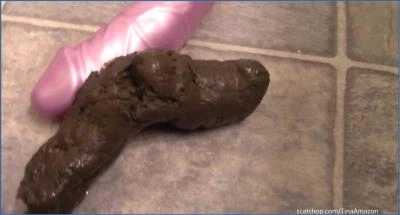Thigh Highs Fetish Scat Play with Pee Tina Amazon in FullHD - scat porn video at ScatLab.net