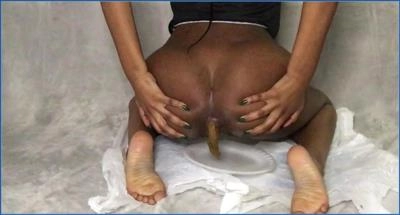 top Solo Pleasure with Dildo in HD - scat porn video at ScatLab.net