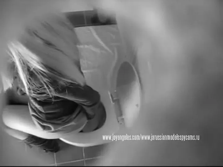 Amateur Toilet Poop: Hidden Cam Captures Real Bathroom Scat Action - scat porn video at ScatLab.net