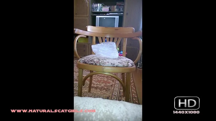 Quick and Messy Amateur Solo Scat Action - Direct and Unfiltered - scat porn video at ScatLab.net