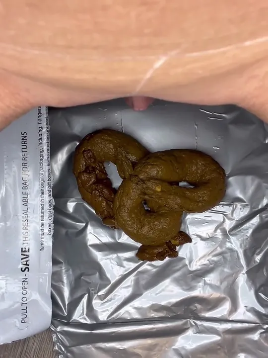 Thick, Messy Scat Pile Pushed Out for Direct, No-Nonsense Action - popular scat video at ScatLab