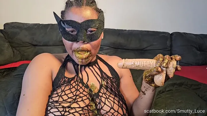Download Smutty Luce Squats and Delivers a Heaping Pile of Kaviar in Honest ScatLab.net