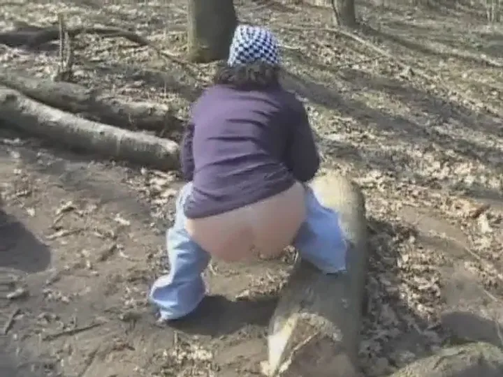 Solo Toilet Defecation and Smearing from a Rough Amateur Scat Lover - scat porn video at ScatLab.net