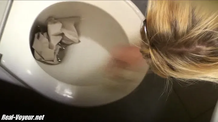 Slow-Build Scat Solo with a Kaviar Mess - A Nasty Tease - scat porn video at ScatLab.net